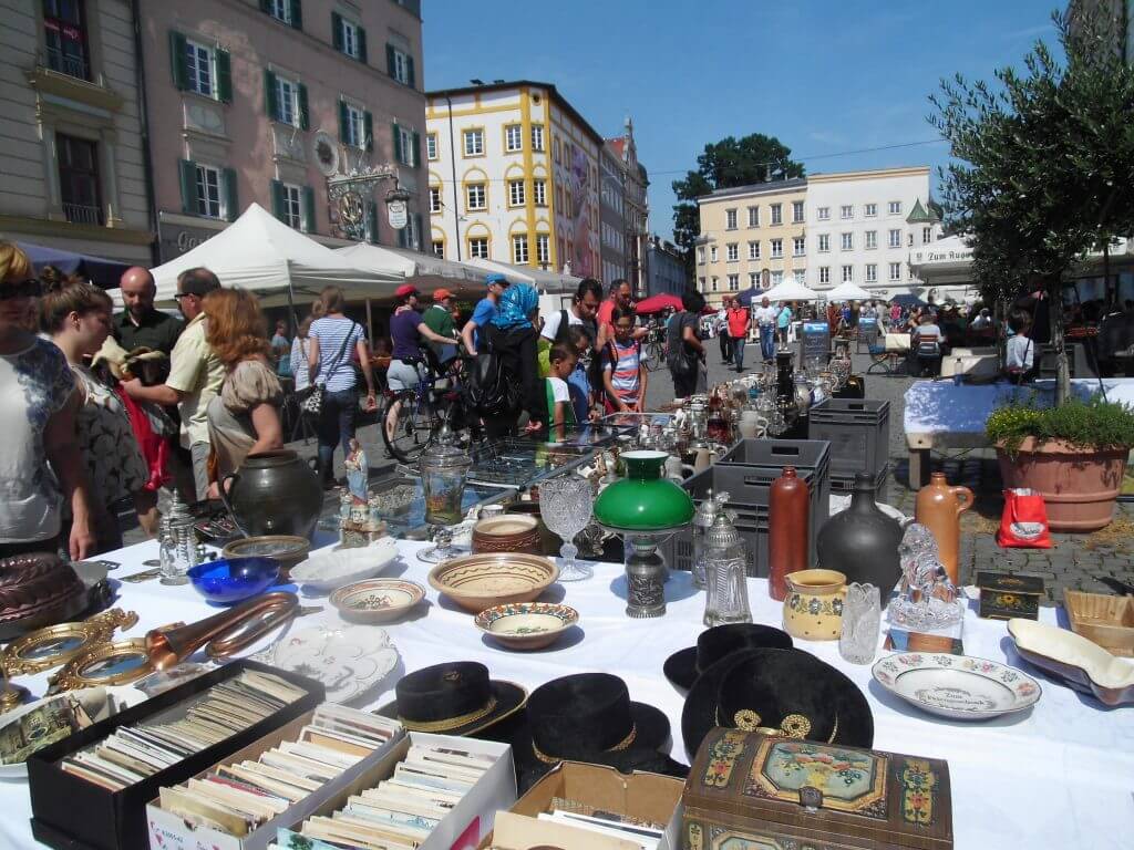 Antik- & Trödelmarkt – City-Management Rosenheim / Stadtmarketing